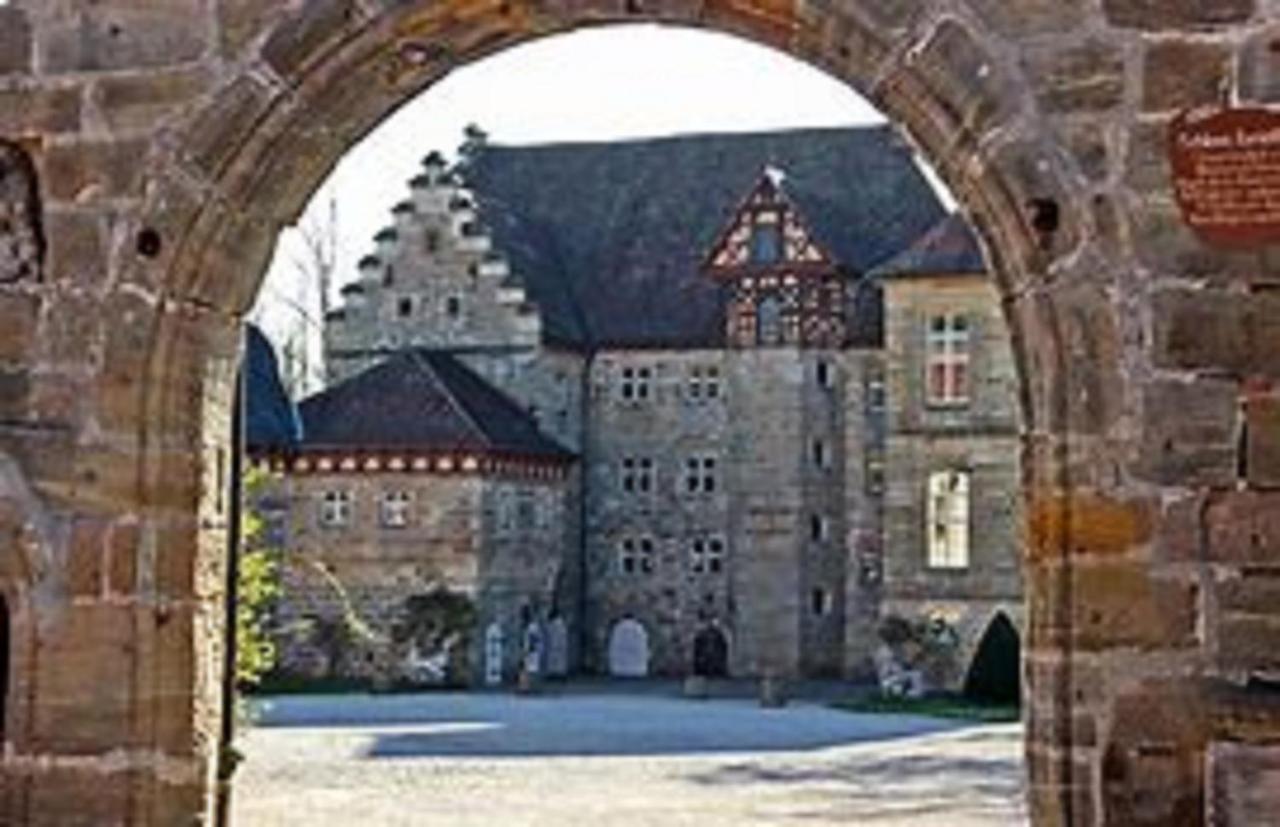 Gutsverwaltung Schloss Eyrichshof Ebern Екстериор снимка